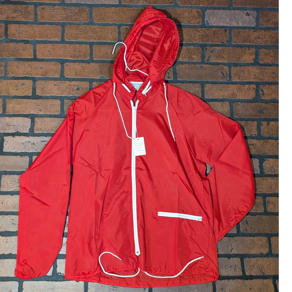 Hollywood Designs Vintage 70s/80s Red Nylon Windbreaker Packable Hood NWT‎ Small
